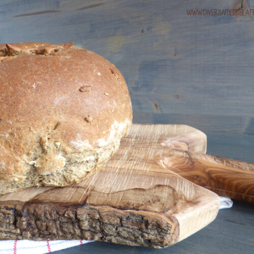 Pane di segale con semi di girasole