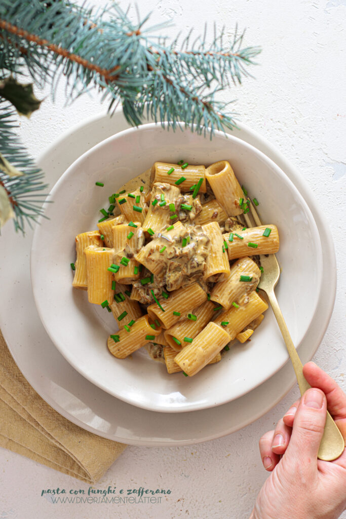 pasta funghi e zafferano